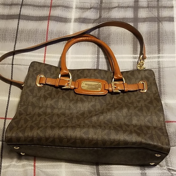 Michael Kors Handbags - Michael Kors purse